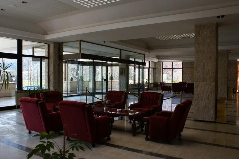 Hotel Grand Τσέτινιε Εξωτερικό φωτογραφία