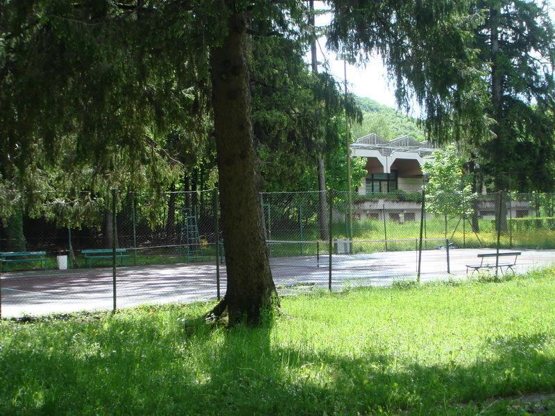 Hotel Grand Τσέτινιε Εξωτερικό φωτογραφία
