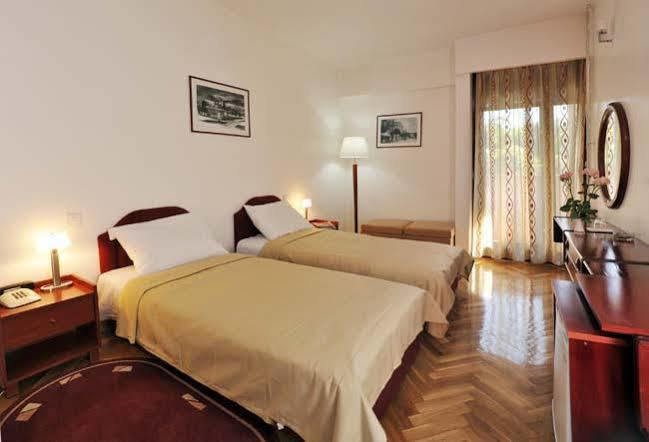 Hotel Grand Τσέτινιε Εξωτερικό φωτογραφία